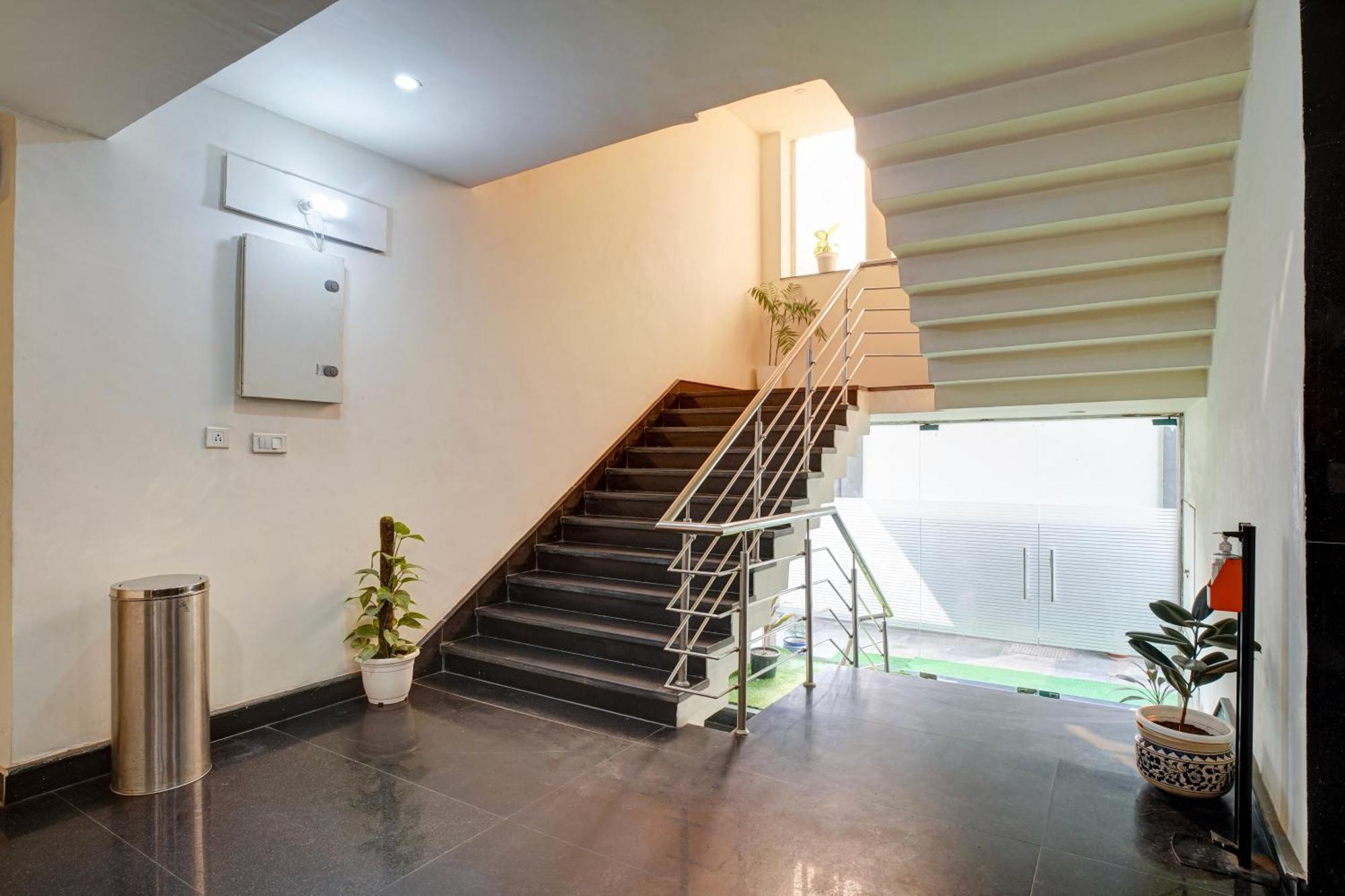 Hotel Noida Express Exterior foto